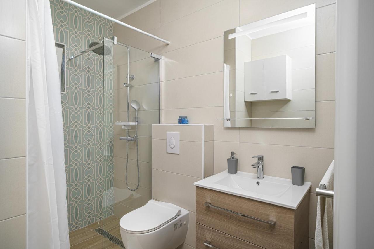 Your Private Summer House Vodice Bagian luar foto