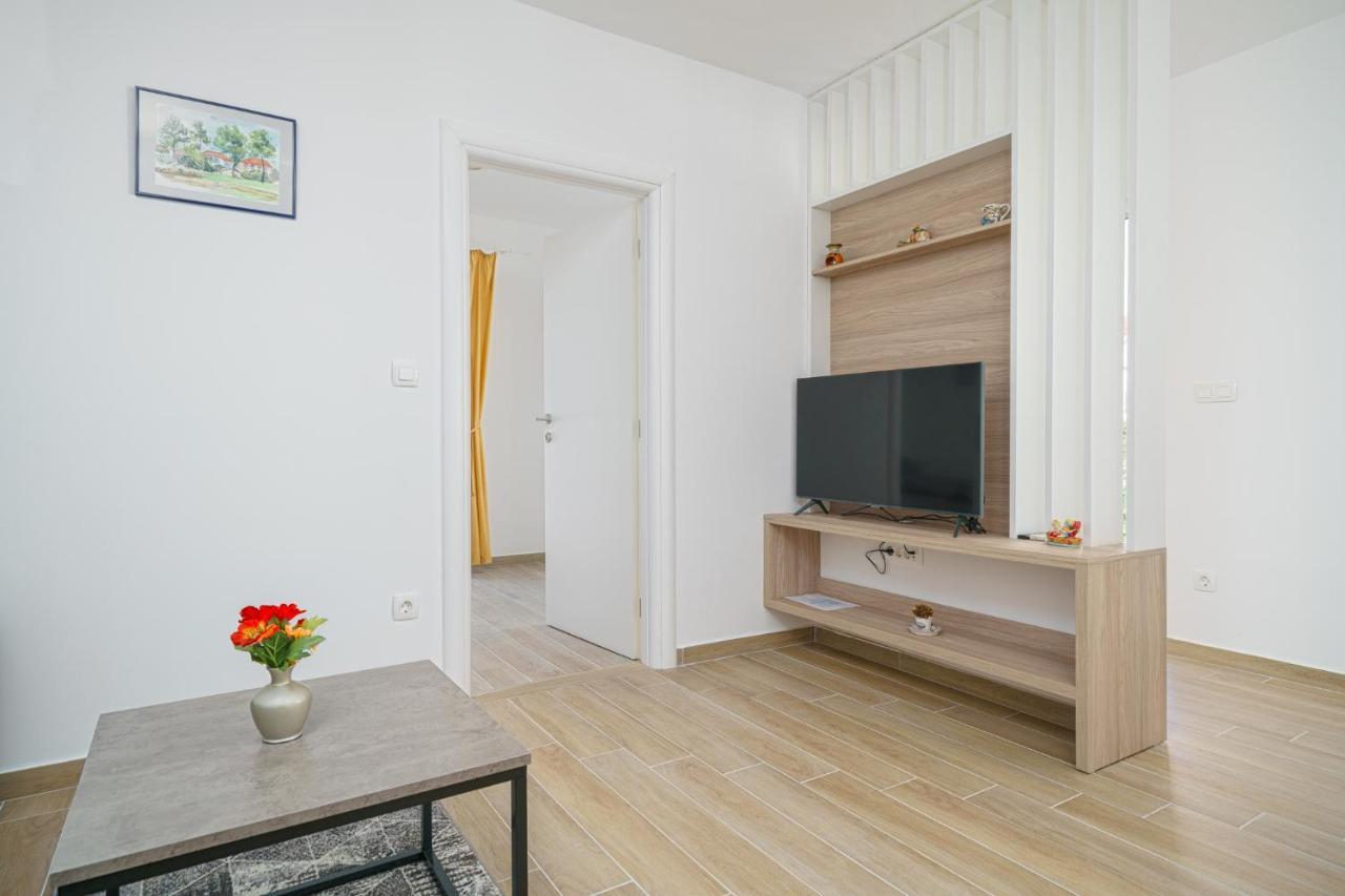 Your Private Summer House Vodice Bagian luar foto